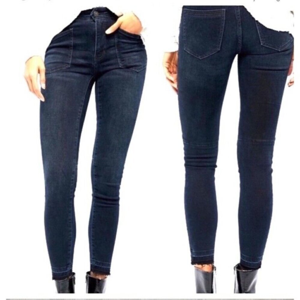 Free People Women's Navy Blue Ivy Mid Rise Released Hem Skinny Jeans Size 26